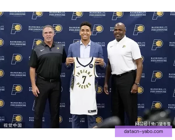 布罗格登退役后回归弗吉尼亚大学担任篮球战略顾问